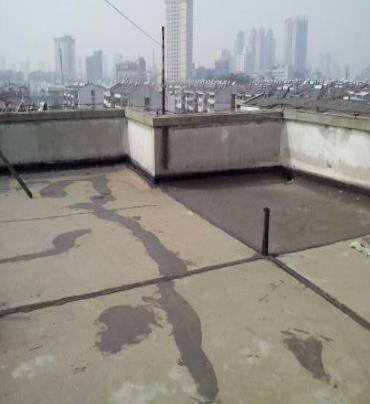 义乌漏水维修 楼顶漏水是什么原因，楼顶漏水维修方法是什么?